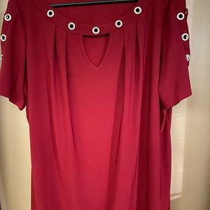 Beautiful burgundy 3/4 sleeve blouse. NWOT. Fits large. Business casual.
